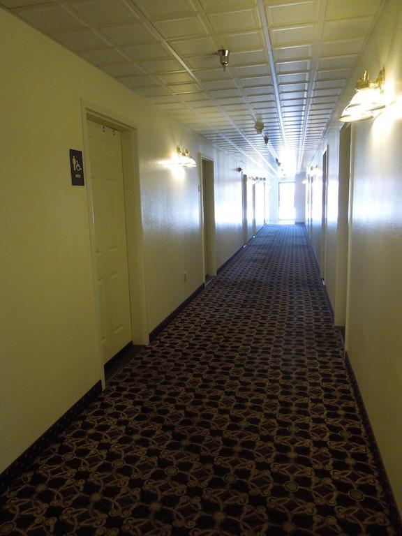Inn At Lander, Travelodge By Wyndham Extérieur photo