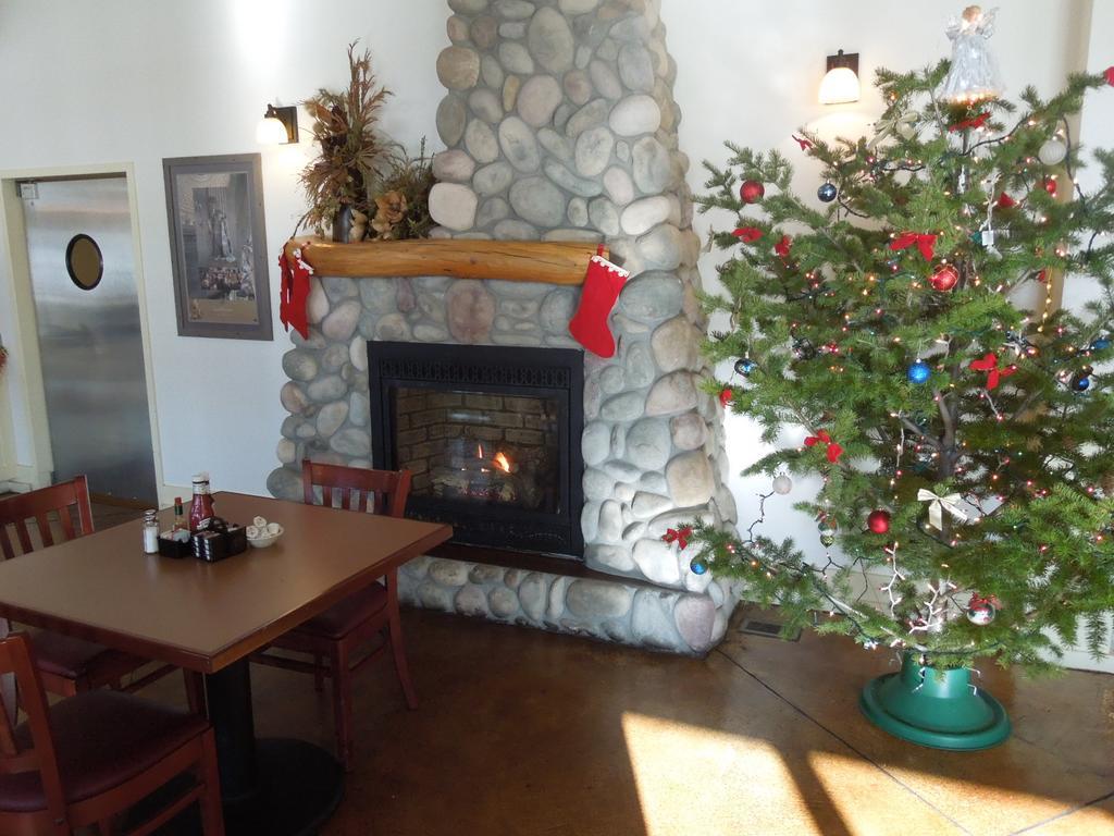 Inn At Lander, Travelodge By Wyndham Extérieur photo